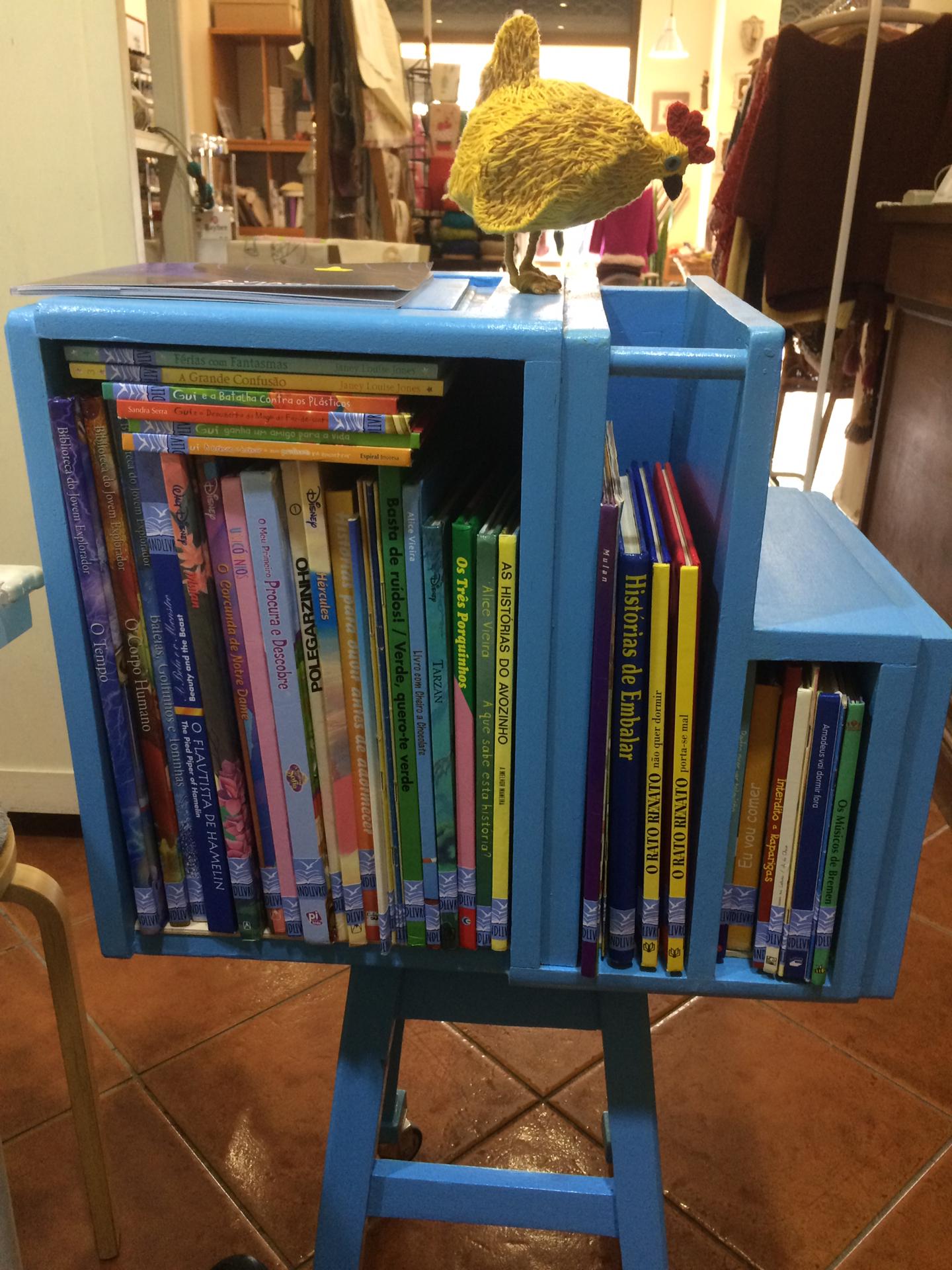Biblioteca Móvel - A galinha