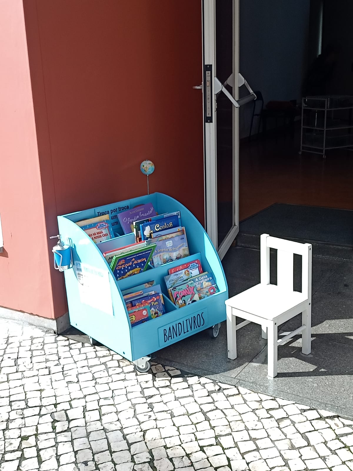 Biblioteca Móvel - Mundo
